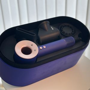Dyson Supersonic hair dryer (nr 2 )