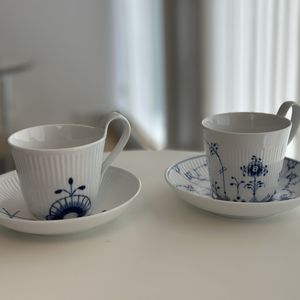 Royal Copenhagen - kopper med hank & underkopper