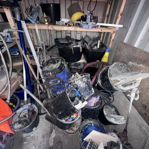 Container samt indhold - Nederste