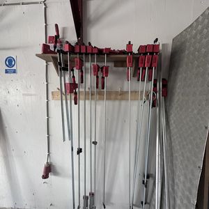 Al inventar på værksted