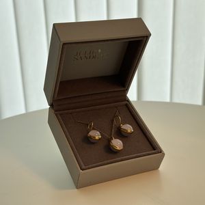 Julia Sandlau - prime øreringe & prime halskæde med vedhæng Milky Rose
