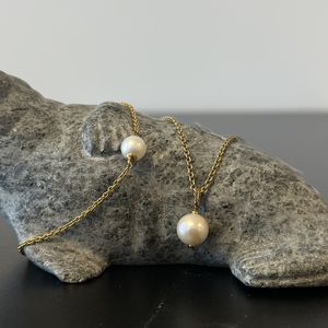 Gylden Perle halskæde samt armbånd