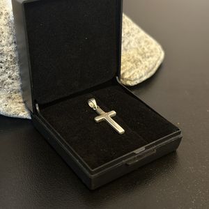 Støvring design - Sterling silver kors vedhæng