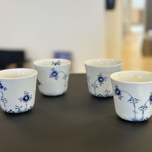 Royal Copenhagen - 4 kopper & 2 underkopper