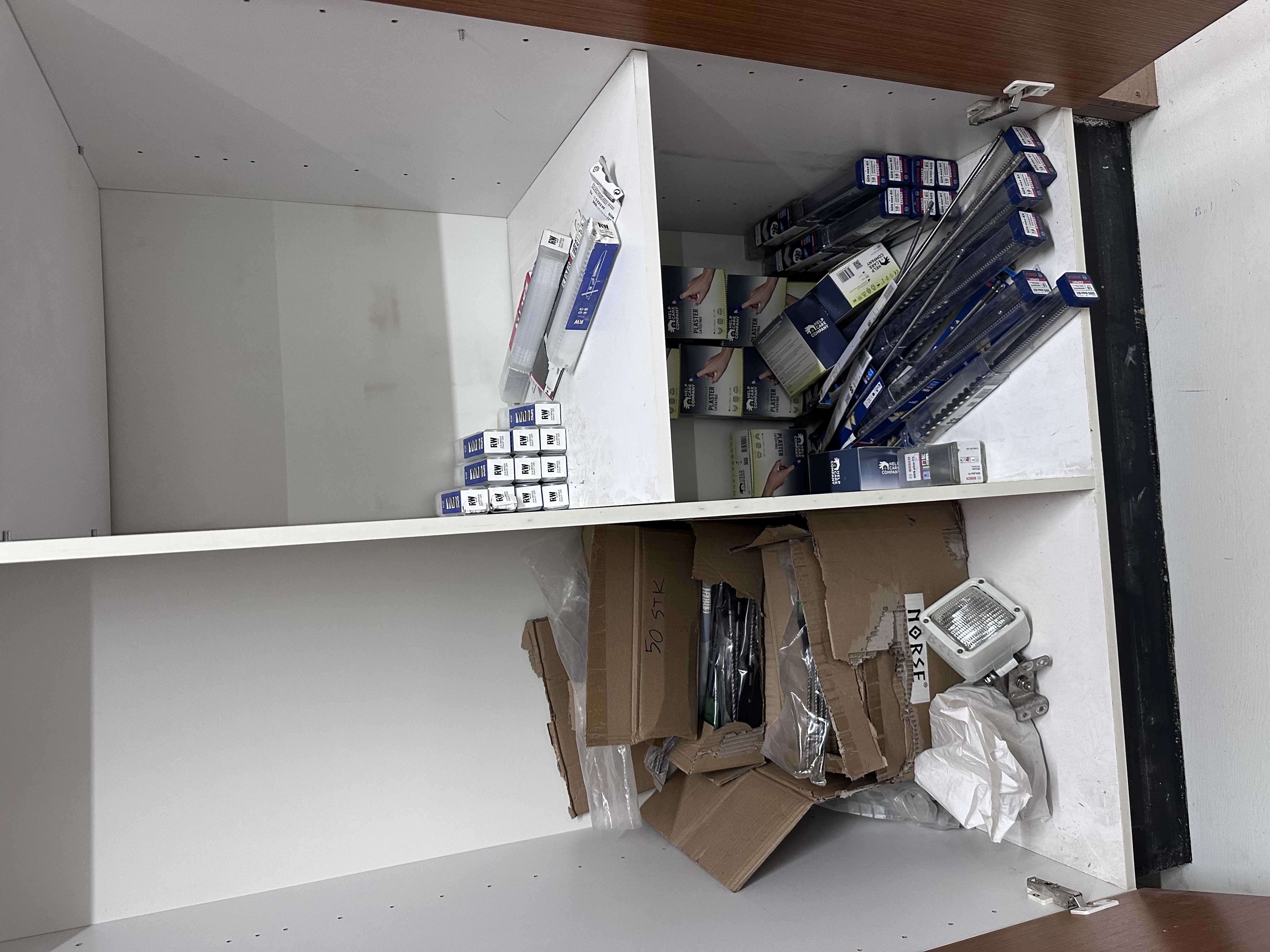 Al inventar på værksted